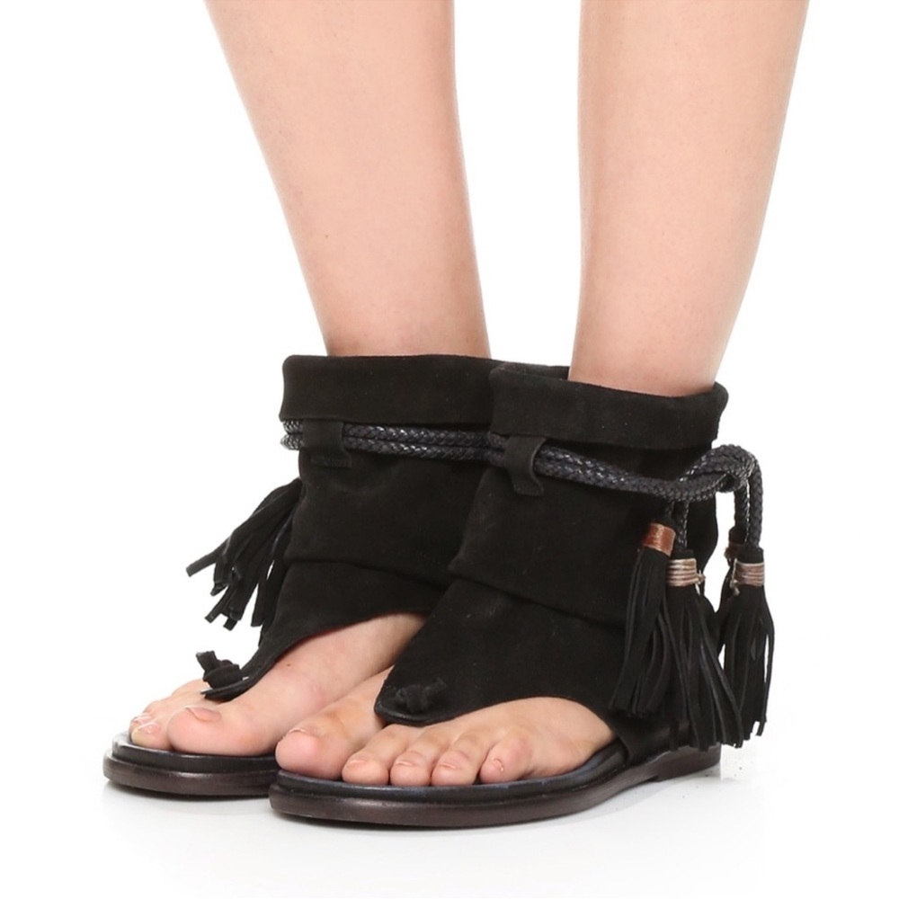 Free People Marlo boot sandal size 39 / 9 black tassel boho